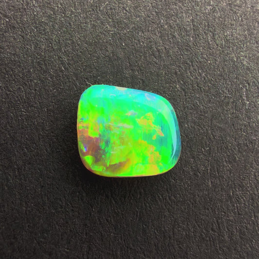 0.49cts Top Gem Crystal Opal With A Green, Yellow, Gold Play Of Color, From Lightning Ridge Australia