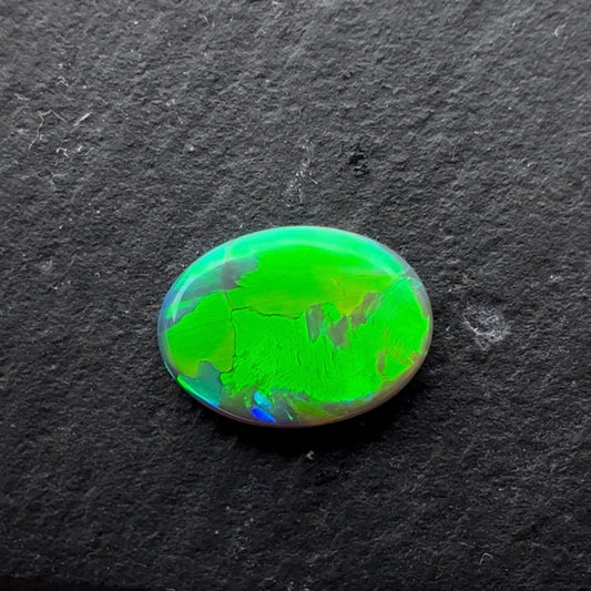 1.40cts Crystal Opal With A Green, Yellow, Gold Play Of Color, From Lightning Ridge Australia