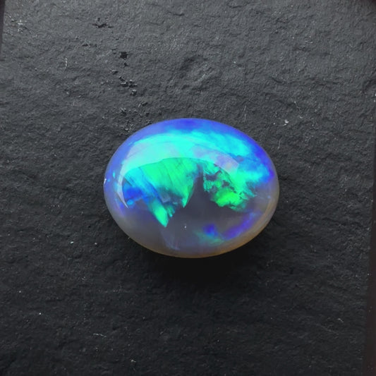 2.96cts Crystal Opal With A Green, Blue Play Of Color, From Lightning Ridge Australia