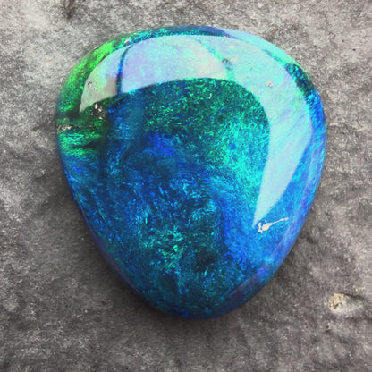 2.83cts Affordable Black Opal With A Vivid Deep Blue Green Moss Pattern, From Lightning Ridge Australia