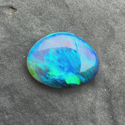 1.1cts Crystal Opal With A Green Blue Play Of Color, From Lightning Ridge Australia