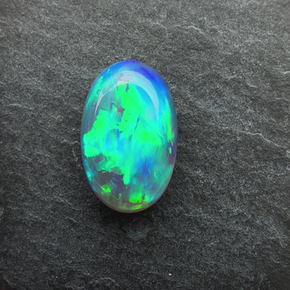 1.80cts Crystal Opal with a Green Blue Play of Color, From Lightning Ridge Australia