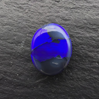1.5cts Affordable Black Opal With Deep Blue Broadflash Pattern