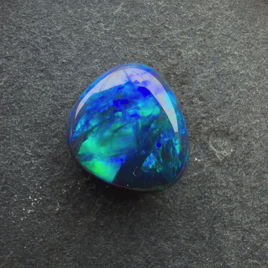 1.35cts Black Opal with a Green Blue Play of Color, From Lightning Ridge Australia (Copy)