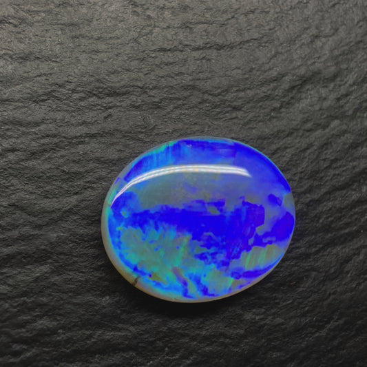 3.1ct Gem Crystal Opal, A Very Unique Gem With Electric Flashes of Blue-Teal Rolling Across The Stone
