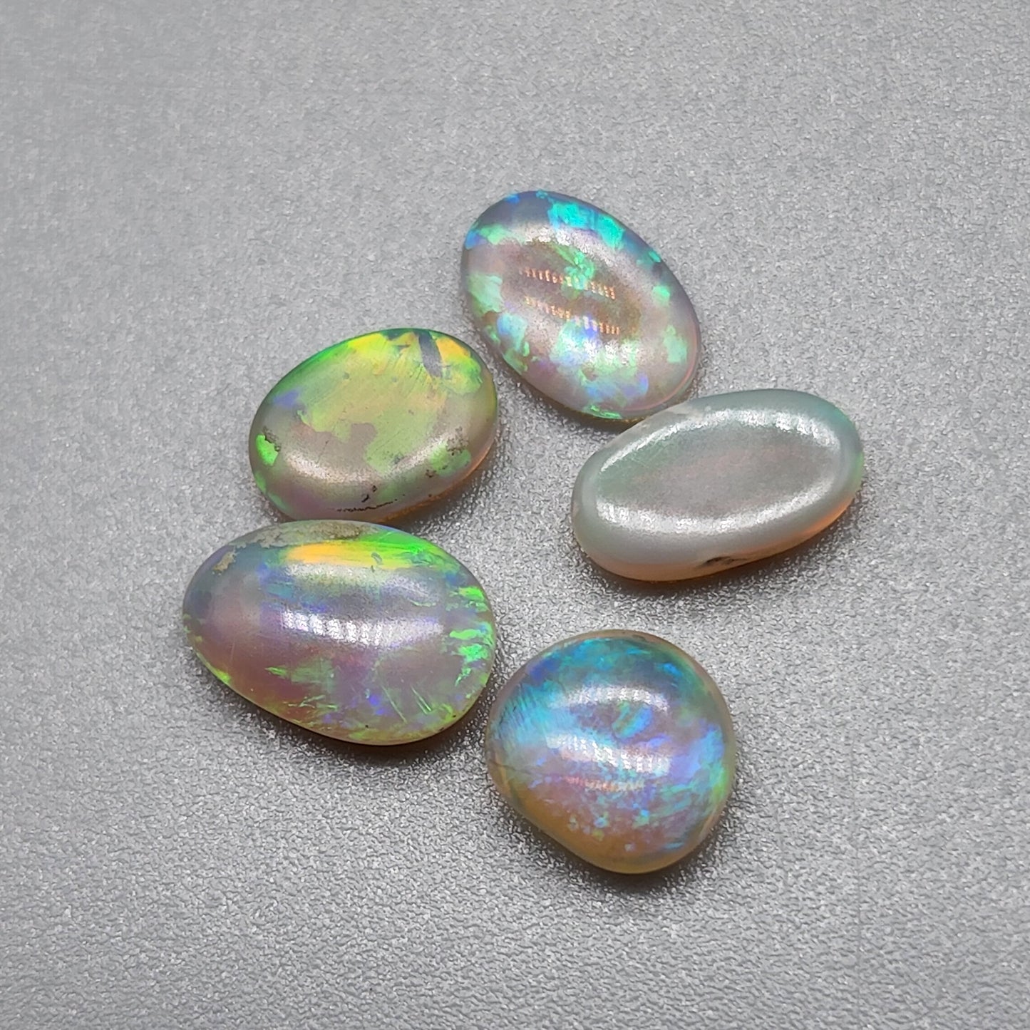 Assorted Crystal/ Dark opals