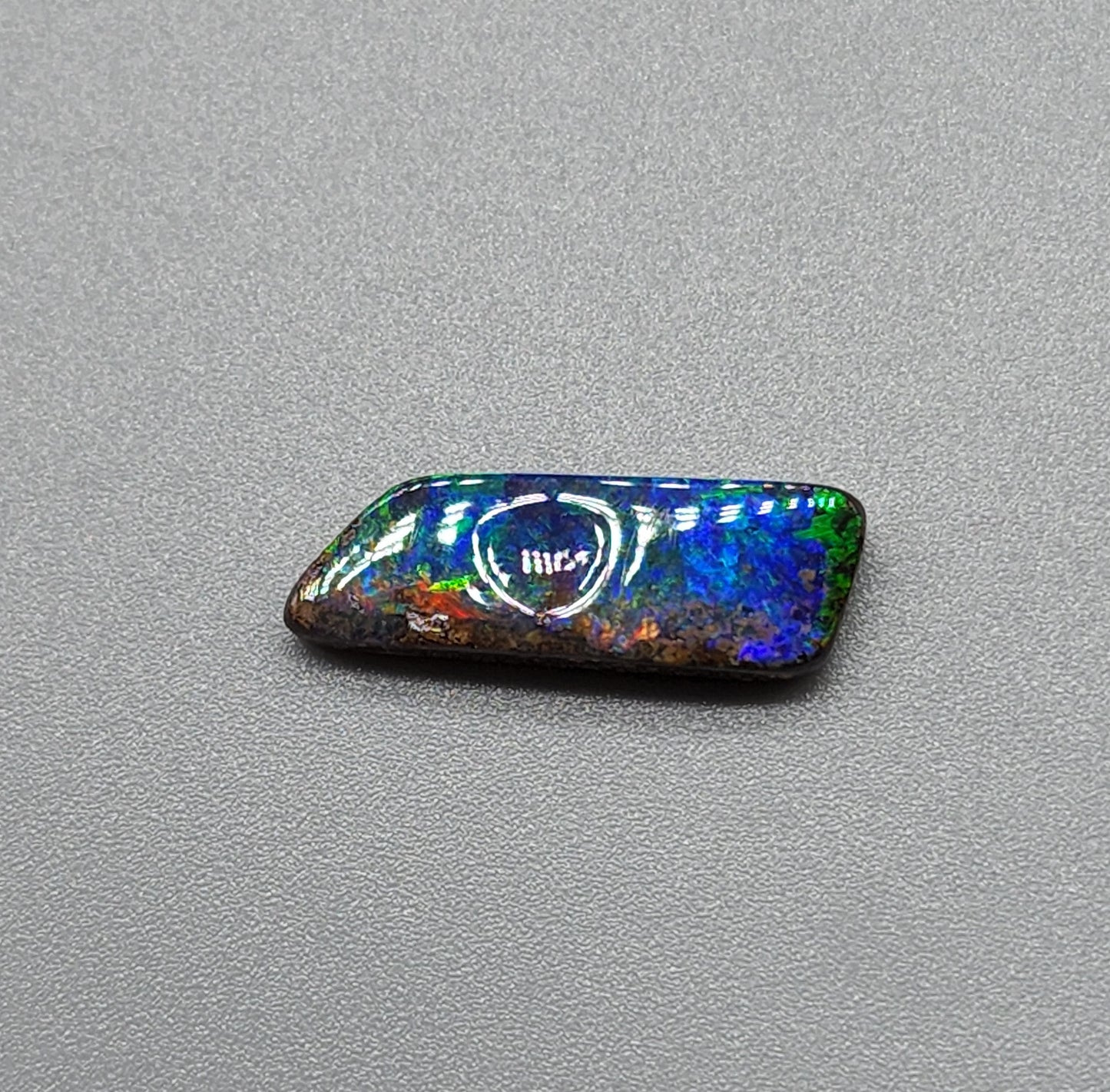 2.9cts  BOULDER OPAL