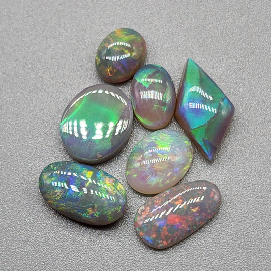 Assorted selection of Dark opals