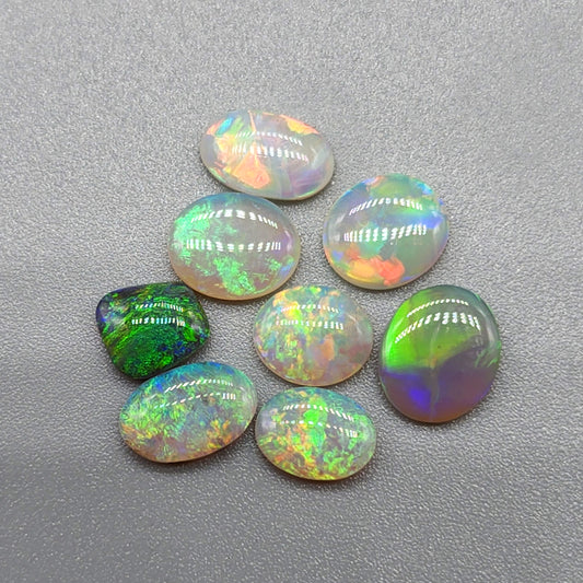 Assorted selection black and Dark opals